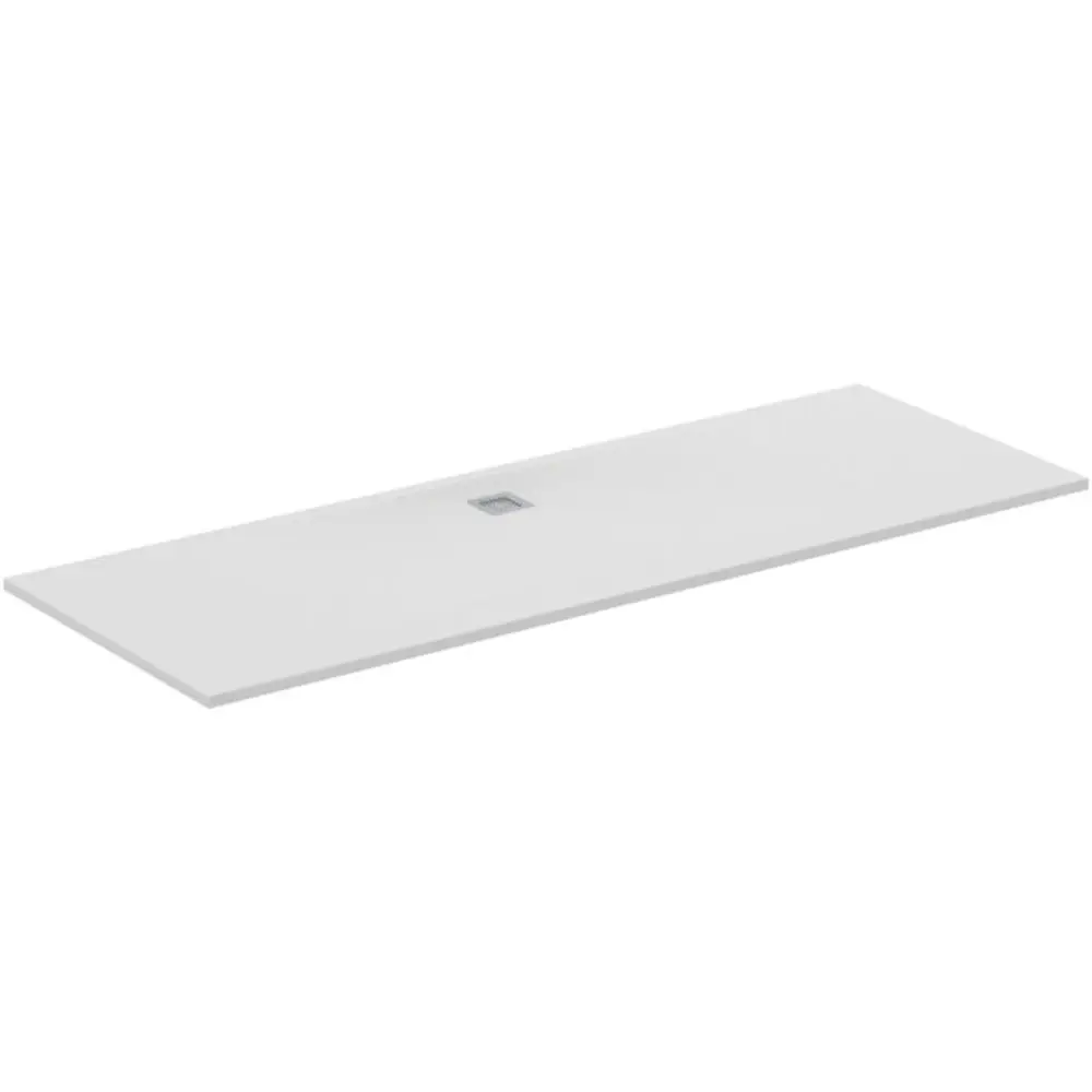 Weißes, flaches Duschbecken von Ideal Standard mit quadratischem Abfluss in der Mitte, geeignet für bodengleiche Duschen.